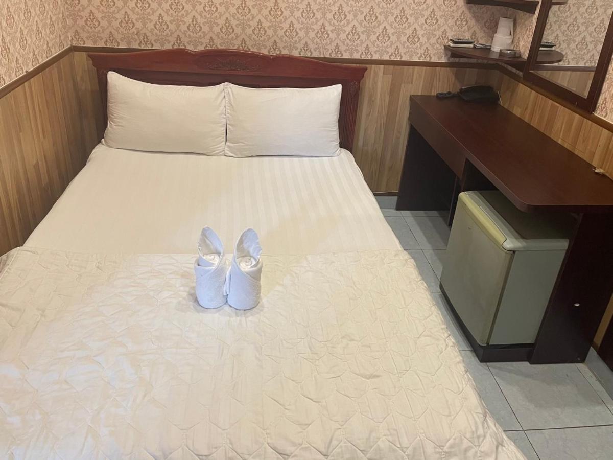 Hotel Cat Tien Sa Ho Chi Minh City Exterior photo